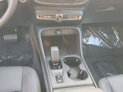 2026 Volvo XC40 Core