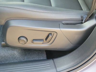 2026 Volvo XC40 Core