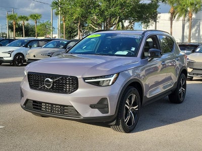 2026 Volvo XC40 Core