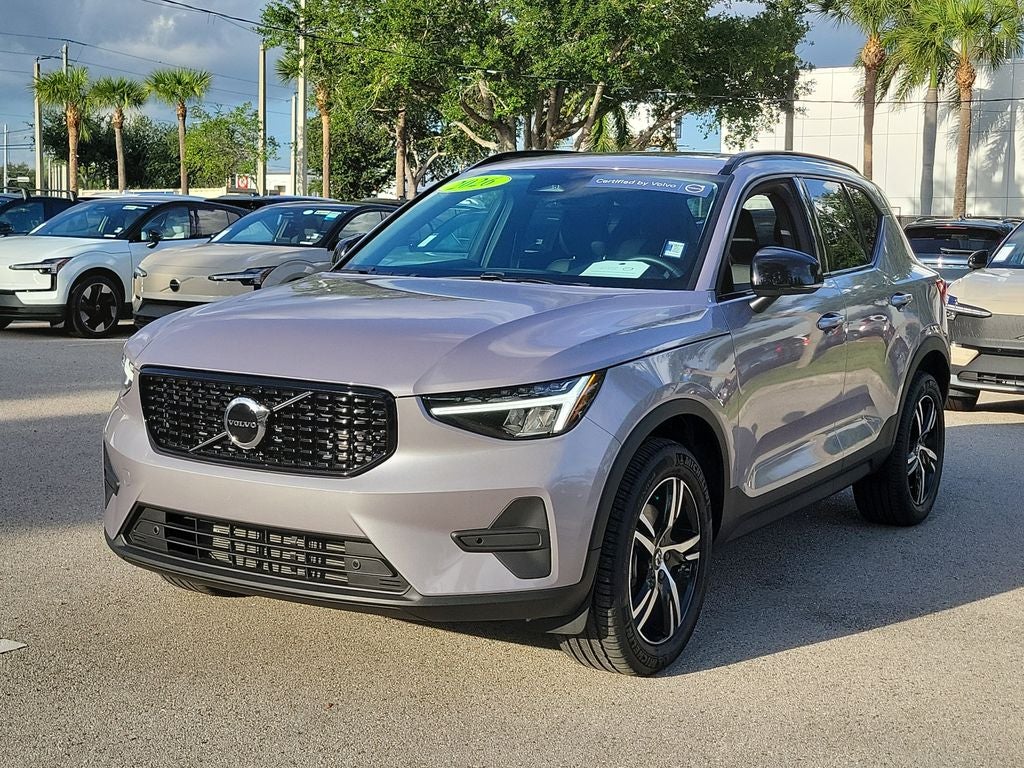 2026 Volvo XC40 Core