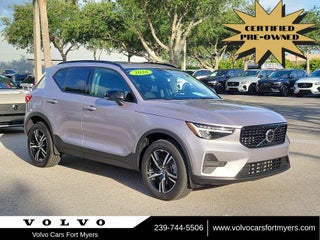 2026 Volvo XC40 Core