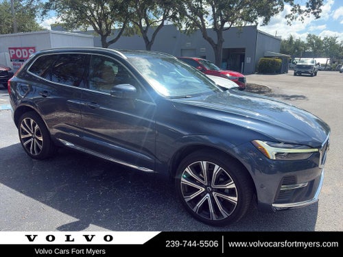2023 Volvo XC60 Ultimate Bright Theme