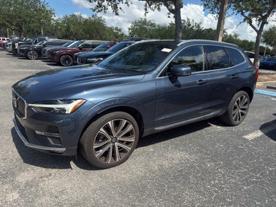 2023 Volvo XC60 Ultimate Bright Theme