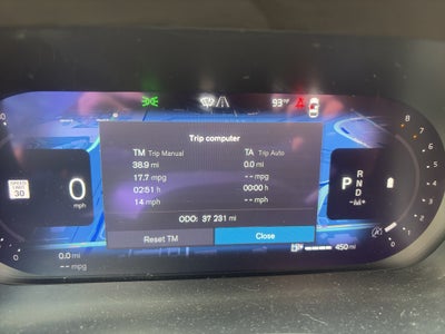 2023 Volvo XC60 Ultimate Bright Theme