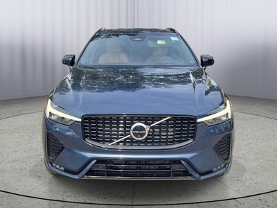 2023 Volvo XC60 Ultimate Dark Theme