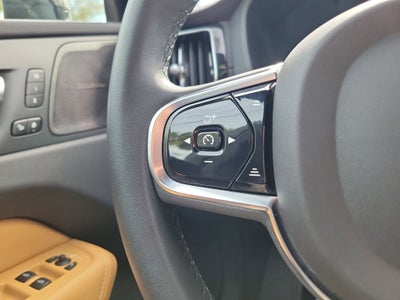 2023 Volvo XC60 Ultimate Dark Theme