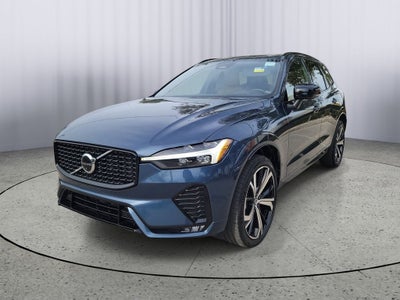 2023 Volvo XC60 Ultimate Dark Theme