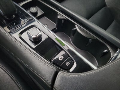 2023 Volvo XC90 Core