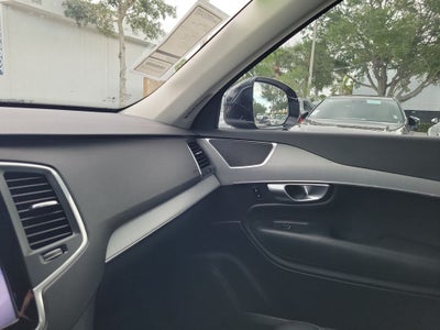 2023 Volvo XC90 Core