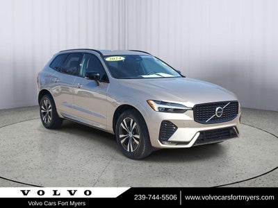 2024 Volvo XC60 Core Dark Theme