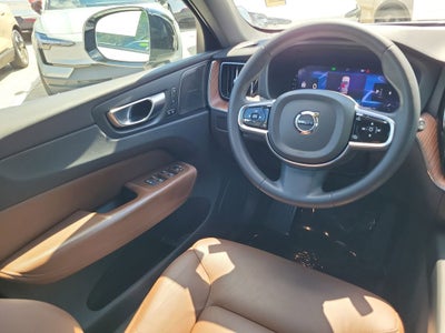 2024 Volvo XC60 Plus Dark Theme