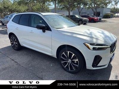 2024 Volvo XC60 Plus Dark Theme