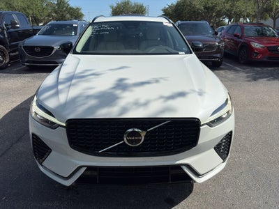 2024 Volvo XC60 Plus Dark Theme