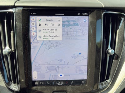 2024 Volvo XC60 Plus Dark Theme