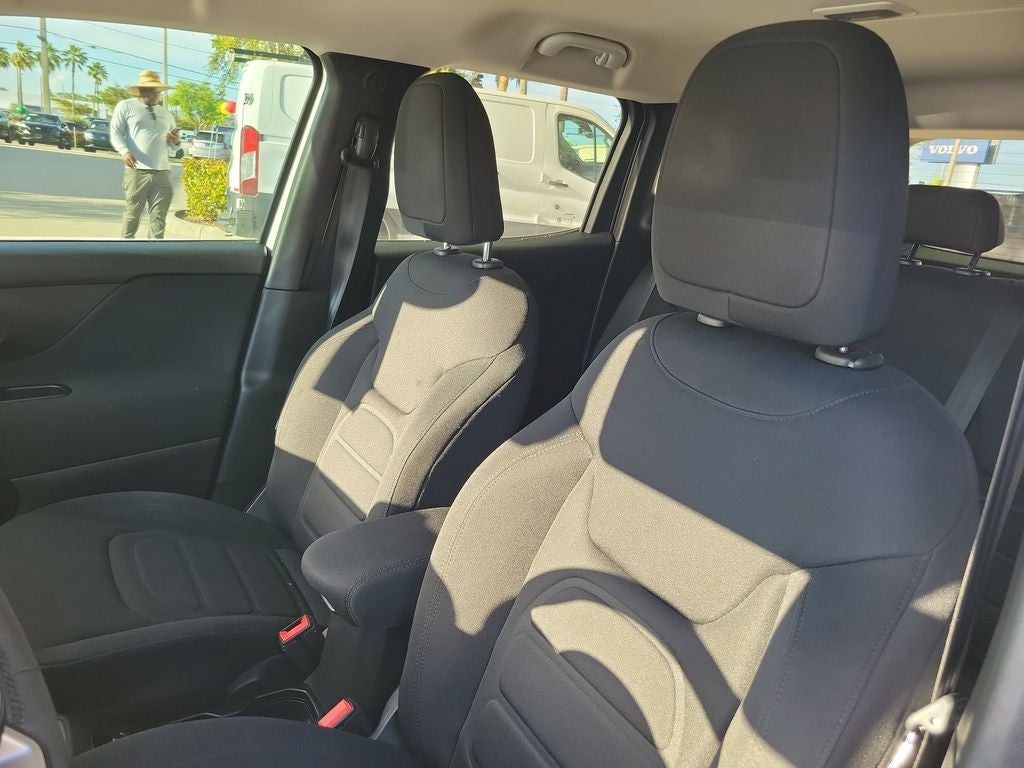 2021 Jeep Renegade Latitude