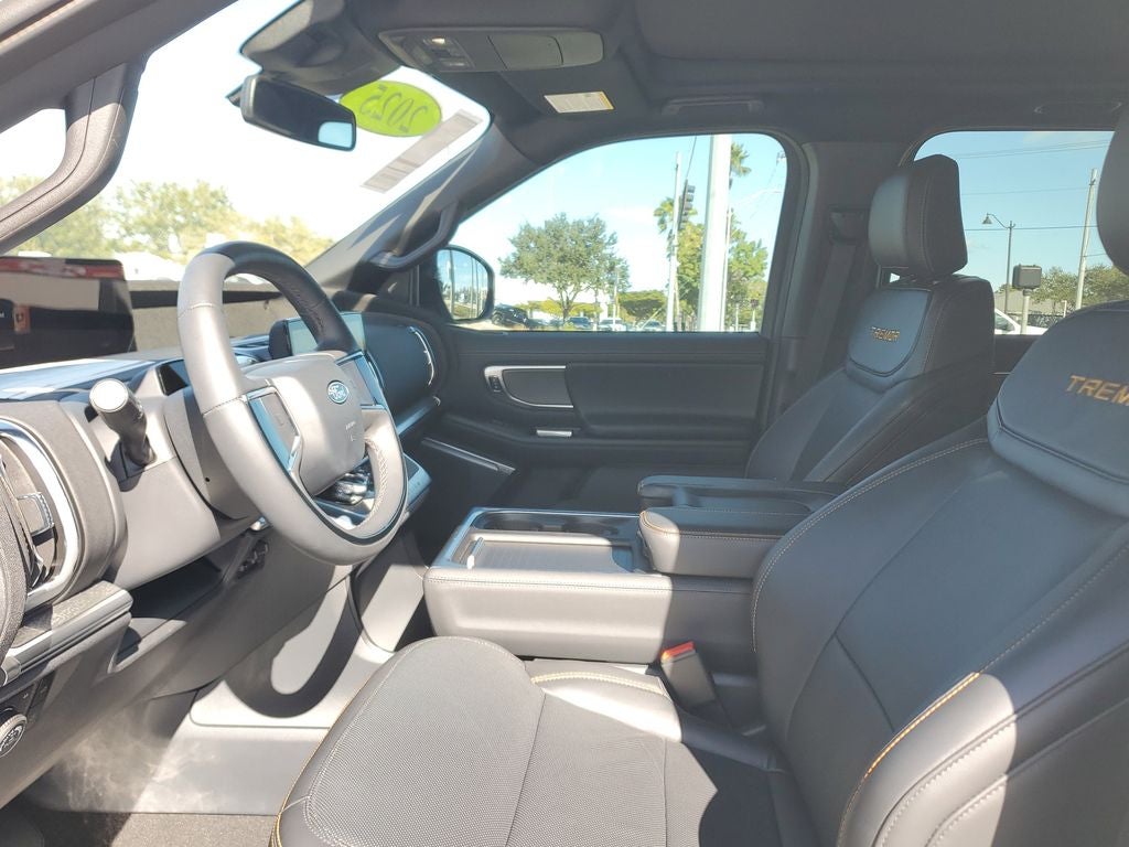 2025 Ford Expedition TREMOR NO ACCIDENTS