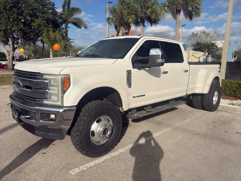 2017 Ford F-350 Lariat