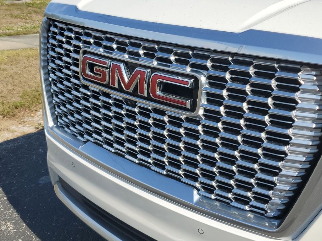 2024 GMC Yukon Denali 1-Owner No Accidents