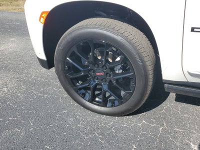 2024 GMC Yukon Denali 1-Owner No Accidents