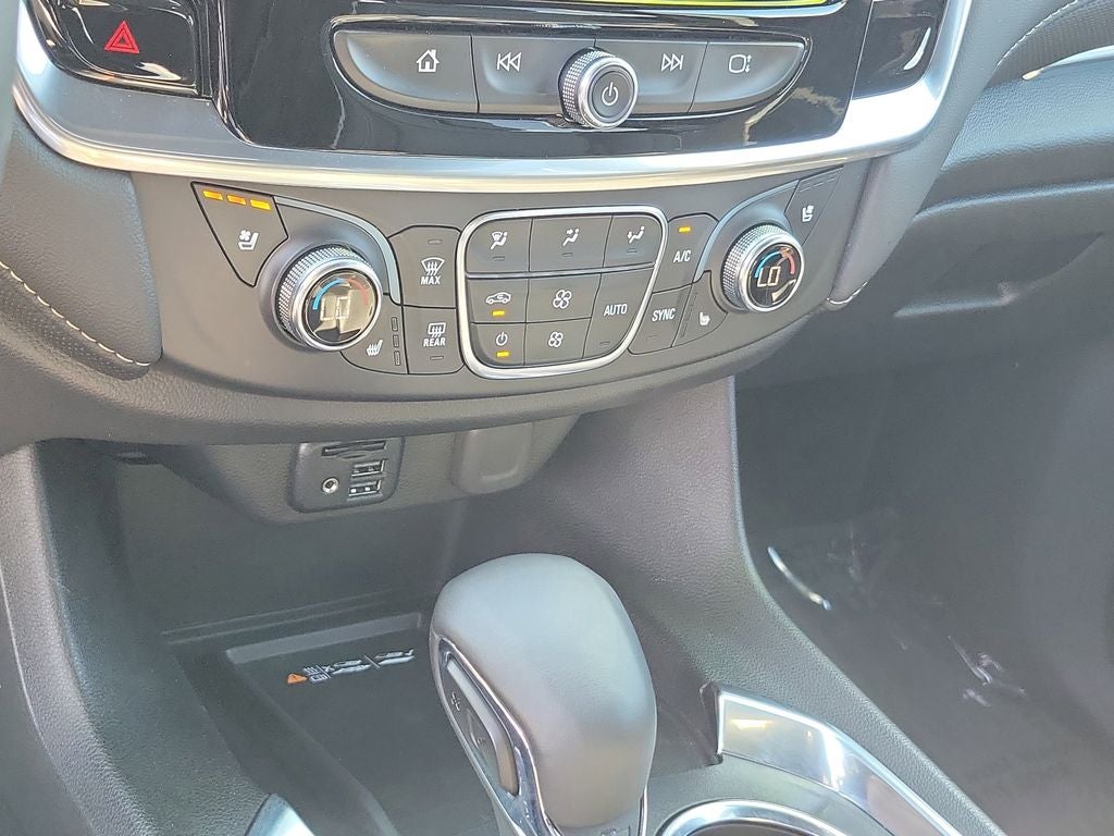 2024 Chevrolet Traverse Limited Premier