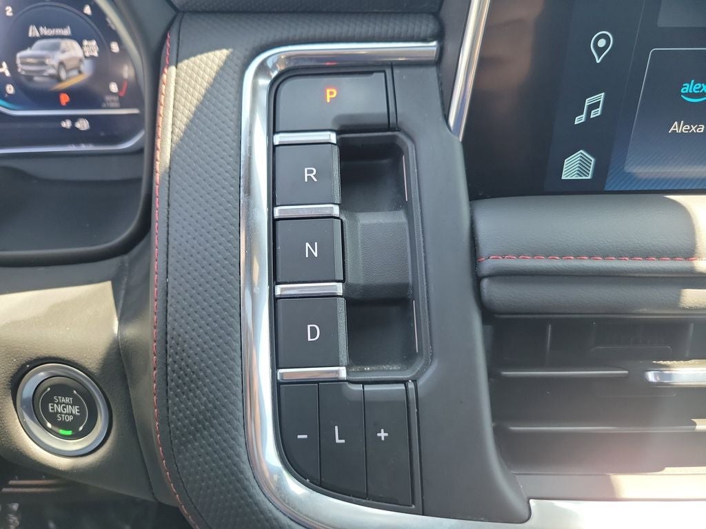2024 Chevrolet Suburban RST
