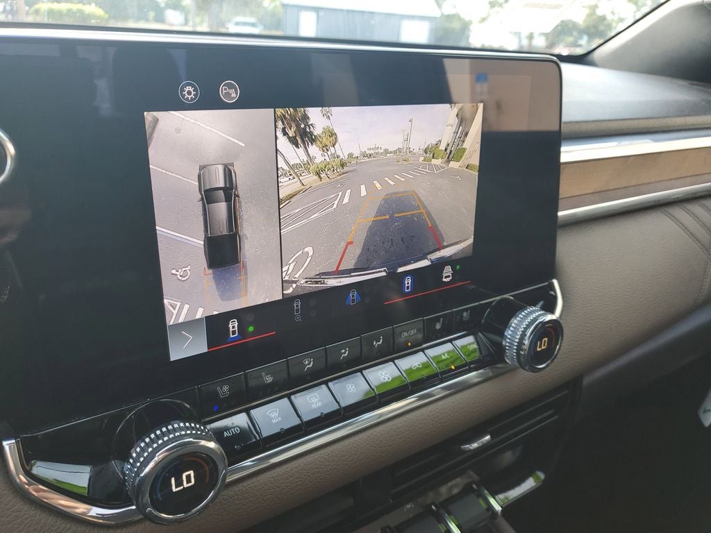 2023 GMC Canyon 4WD Denali