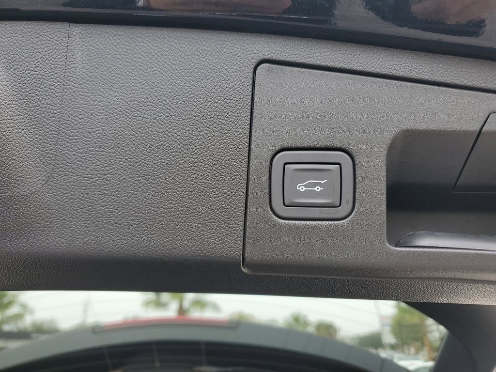 2025 Cadillac XT4 FWD Sport