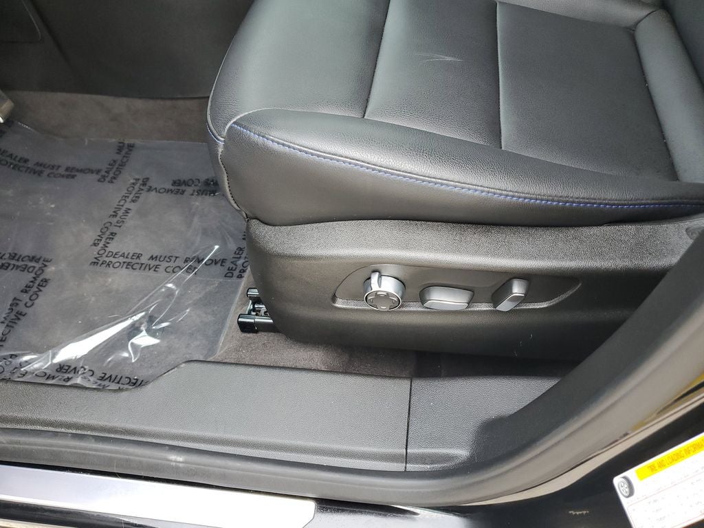 2025 Cadillac XT4 FWD Sport