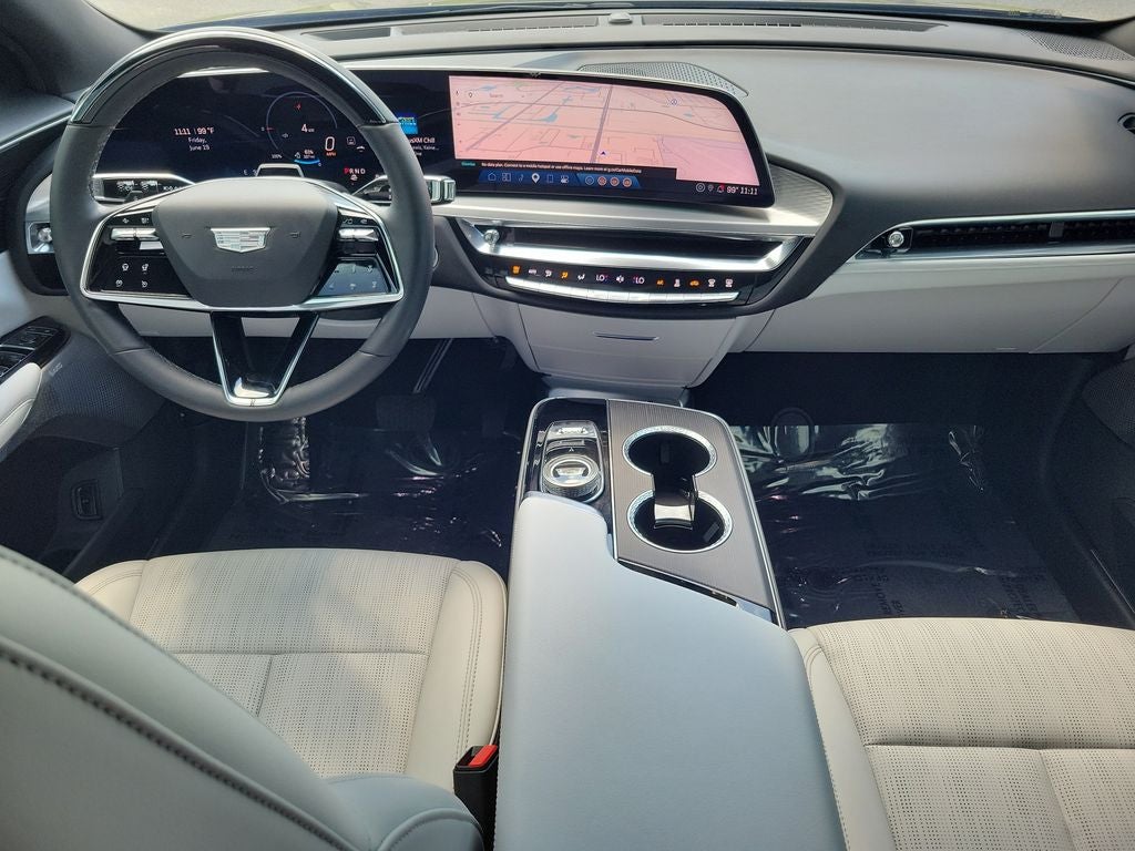 2024 Cadillac Lyriq Sport