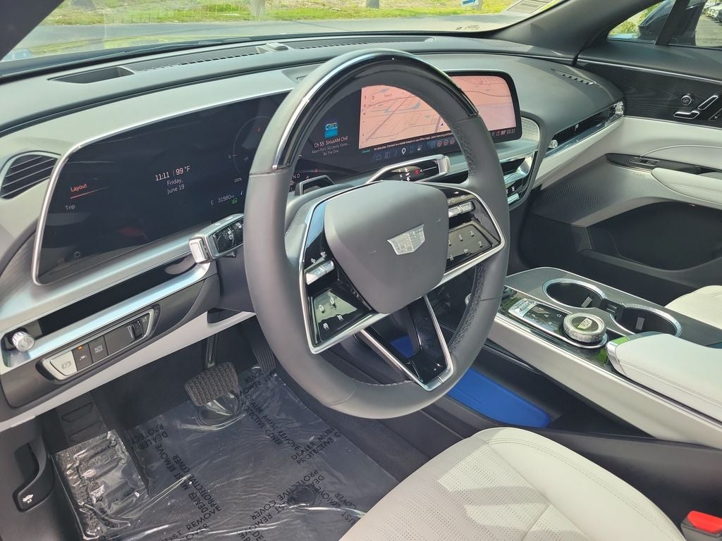 2024 Cadillac Lyriq Sport