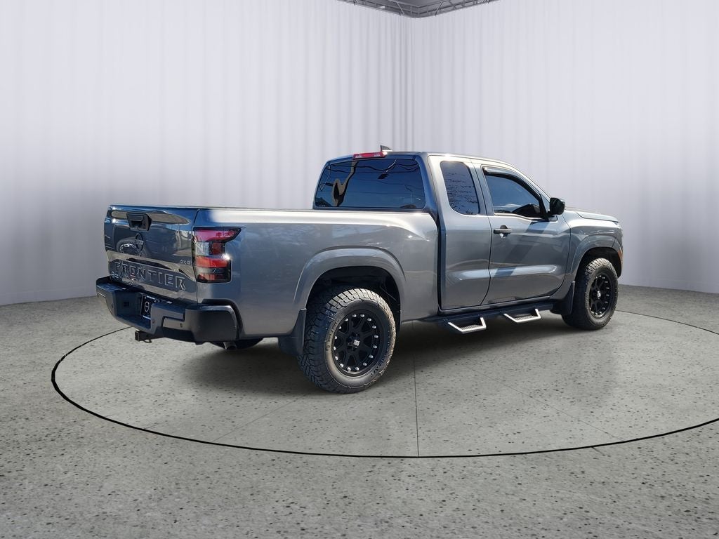 2022 Nissan Frontier S