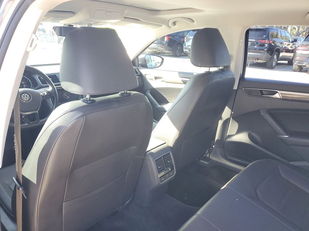 2018 Volkswagen Passat 2.0T SE
