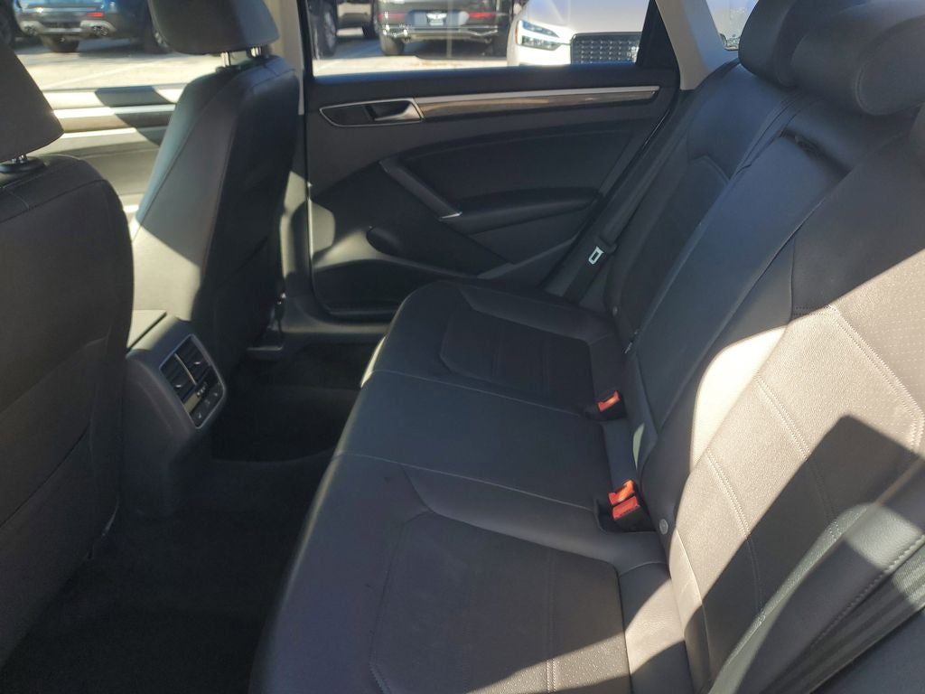 2018 Volkswagen Passat 2.0T SE