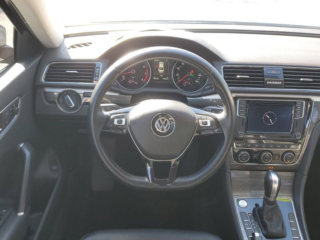 2018 Volkswagen Passat 2.0T SE