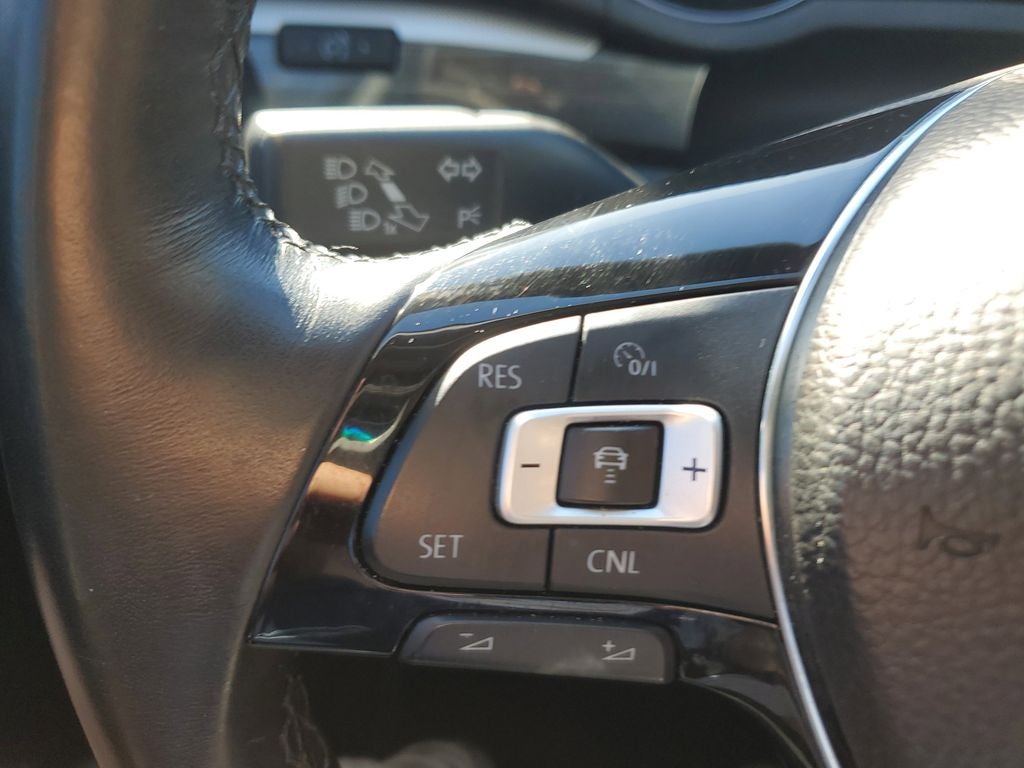 2018 Volkswagen Passat 2.0T SE