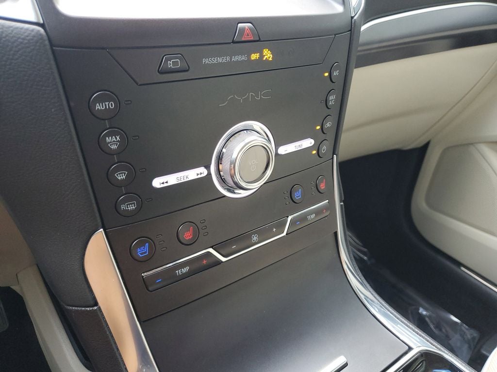 2020 Ford Edge Titanium