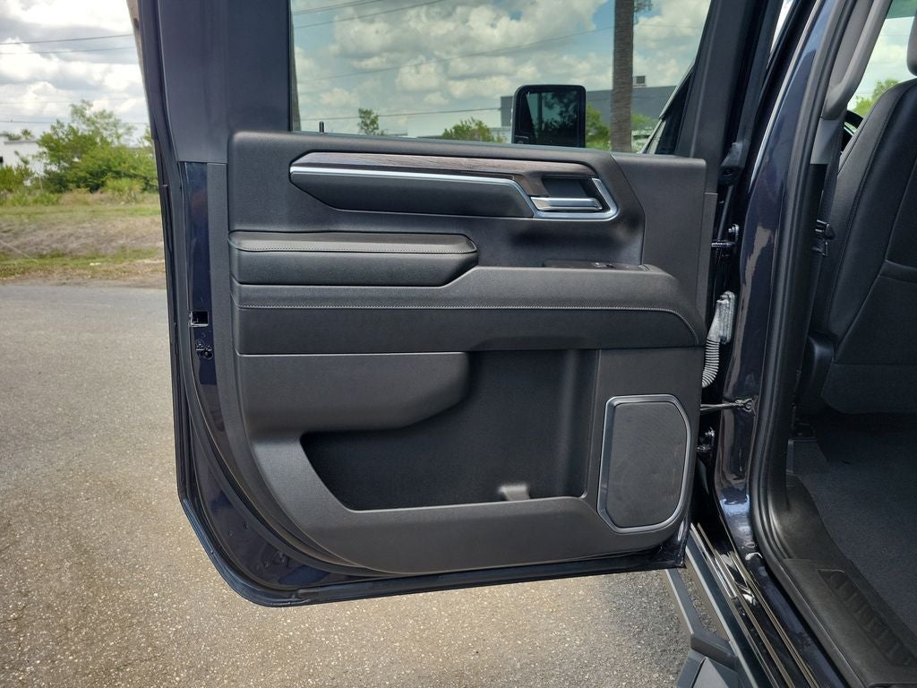 2024 Chevrolet Silverado LTZ