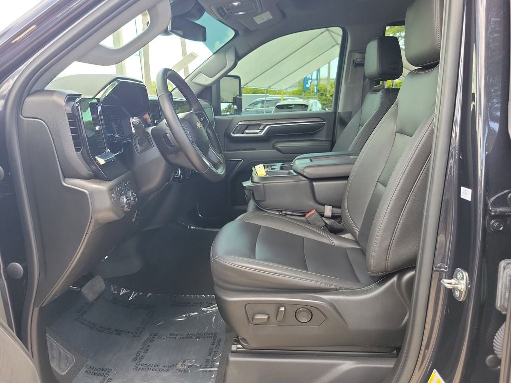 2024 Chevrolet Silverado LTZ