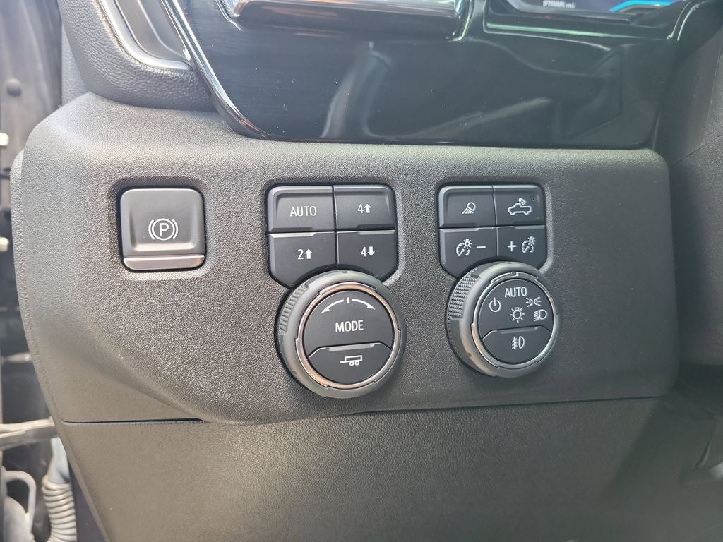 2024 Chevrolet Silverado LTZ