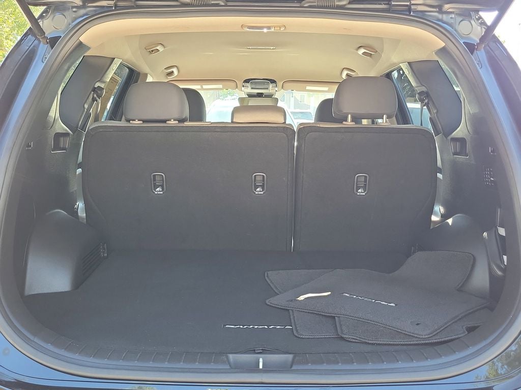2022 Hyundai Santa Fe SE