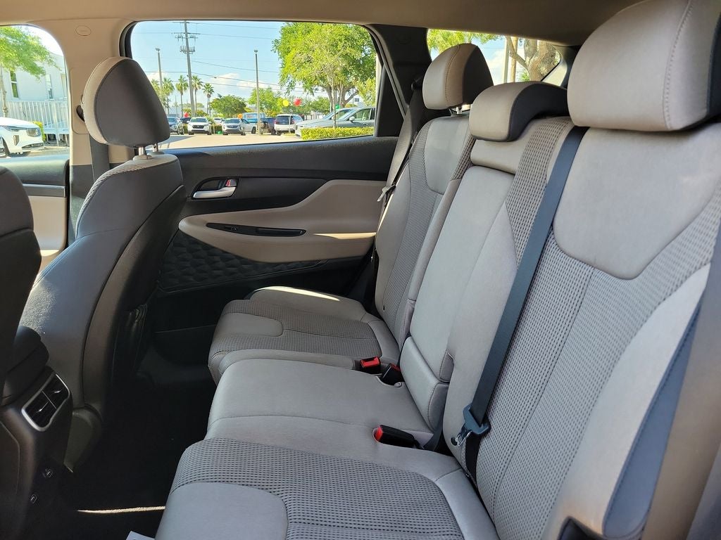 2022 Hyundai Santa Fe SE