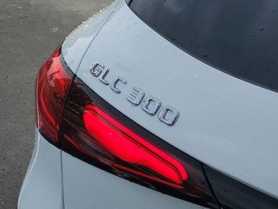 2025 Mercedes-Benz GLC 300GLC