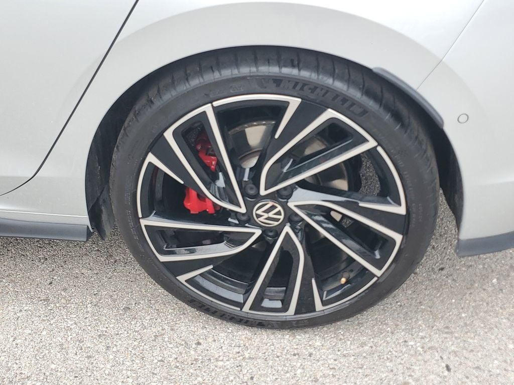 2024 Volkswagen Golf GTI Autobahn