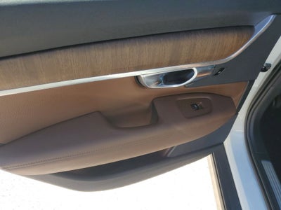 2022 Volvo V90 Cross Country B6