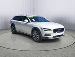 2022 Volvo V90 Cross Country B6
