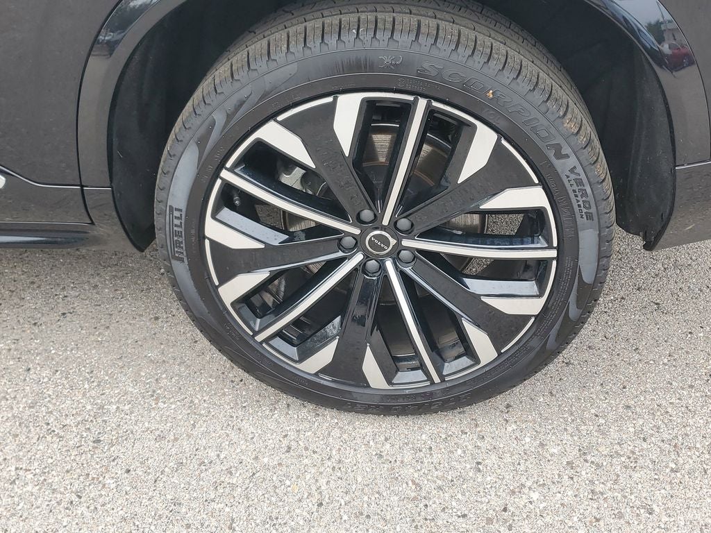 2025 Volvo XC90 2025.5 Plus