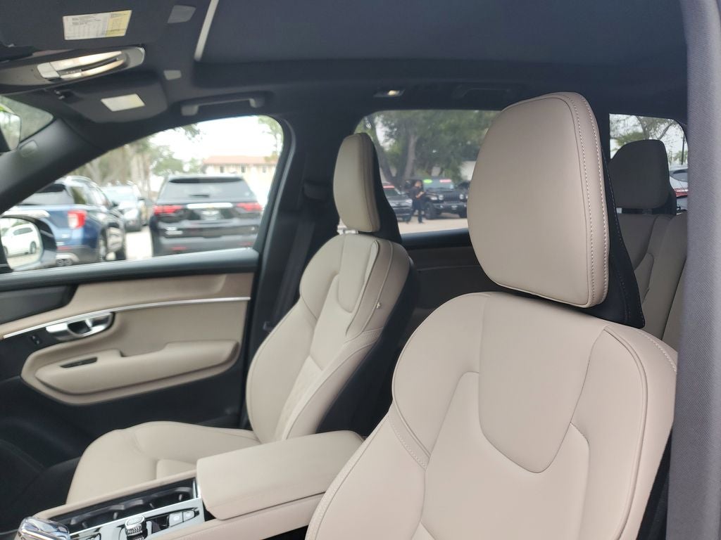 2025 Volvo XC90 2025.5 Plus