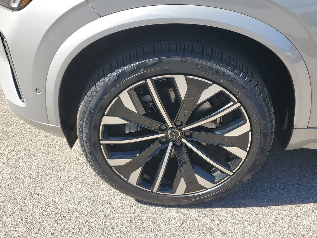 2025 Volvo XC90 2025.5 Plus Certified 1-Owner