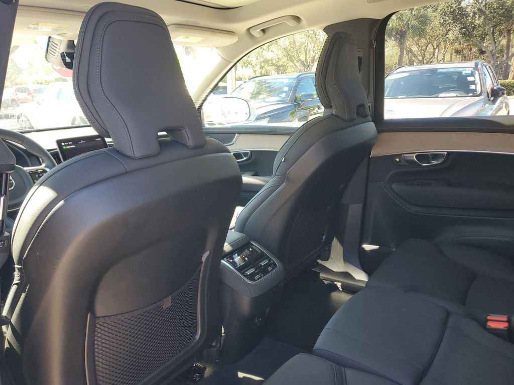 2025 Volvo XC90 2025.5 Plus Certified 1-Owner