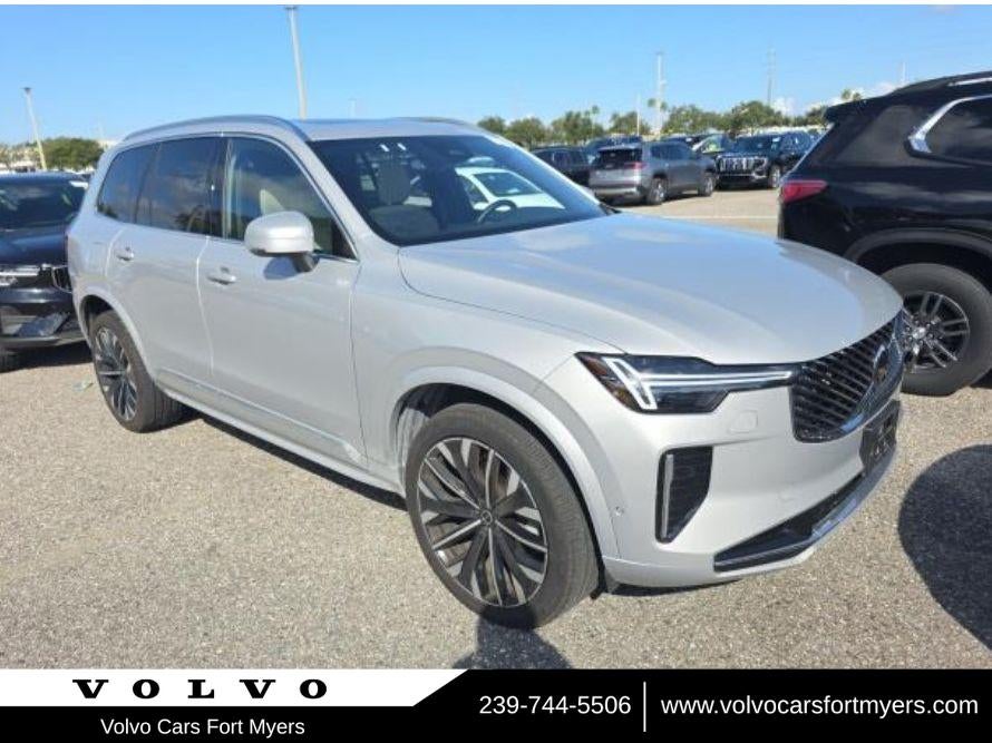 2025 Volvo XC90 Plus